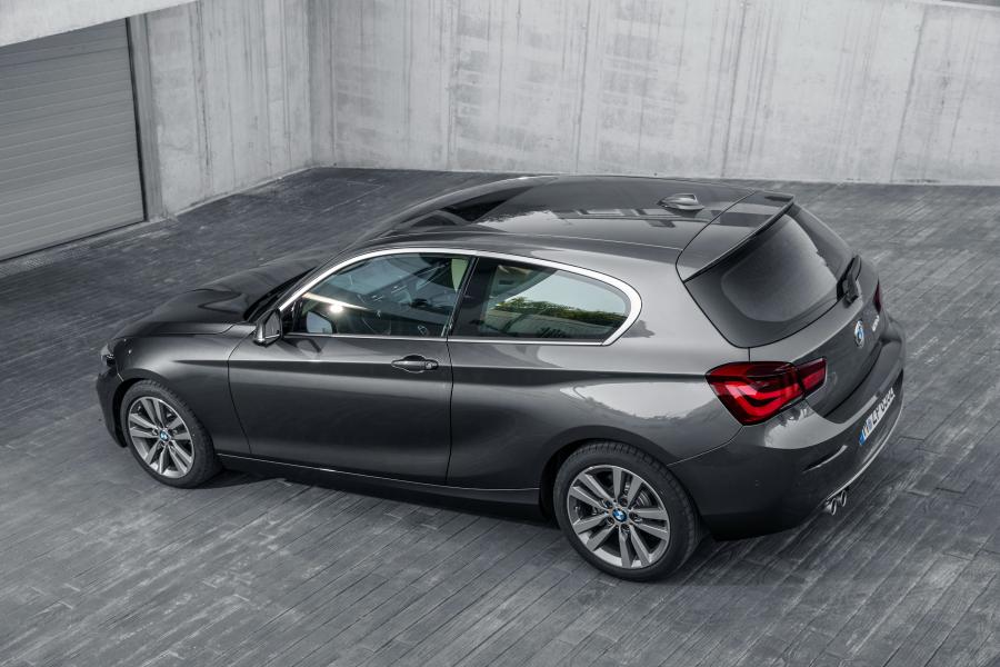  BMW 120d Urban Line 3-Door 2015 года  (фото 11 из 29)